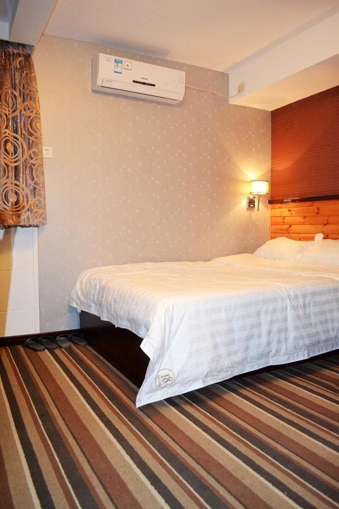 Tianquan 18 Degree Holiday Villa Hotel Xiamen Esterno foto